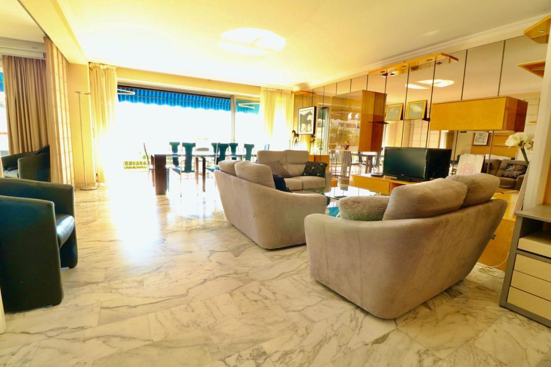 2, 3 And 4 Bedroom Sea View Forville Apartments 5 Mins From The Palais Cannes Ngoại thất bức ảnh