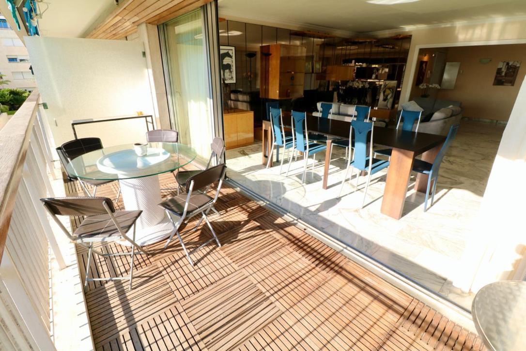 2, 3 And 4 Bedroom Sea View Forville Apartments 5 Mins From The Palais Cannes Ngoại thất bức ảnh